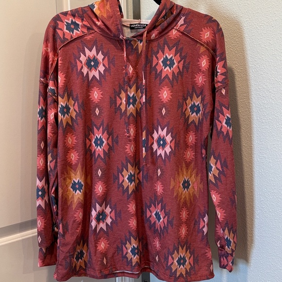 Women’s Aztec Pull Over Long Sleeve Hoodie NWT - Picture 2 of 7